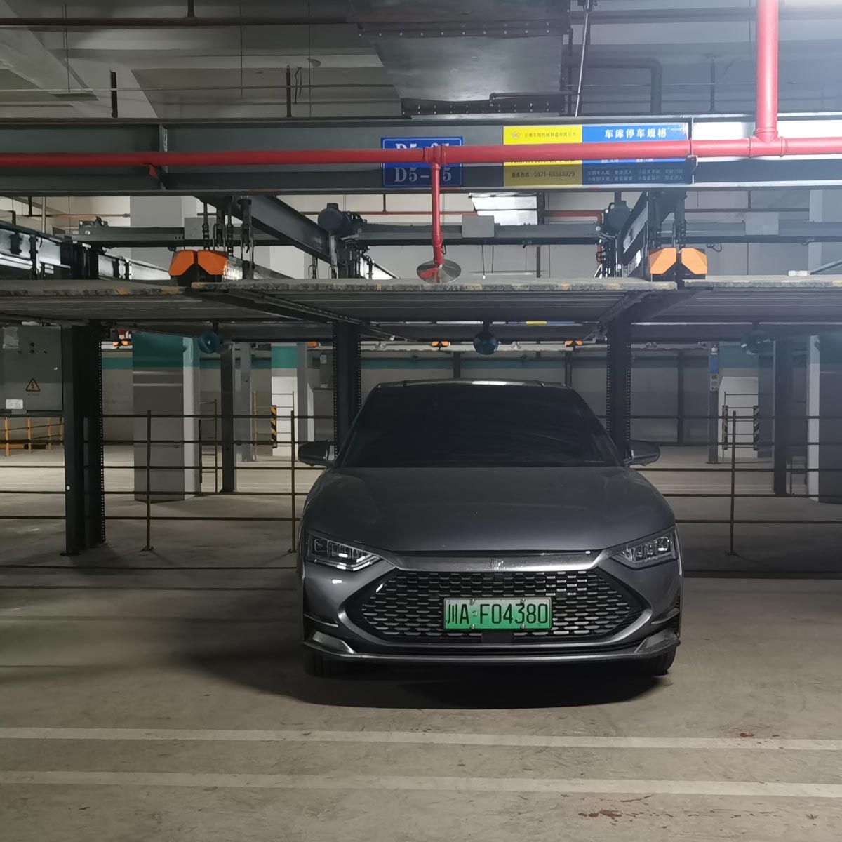 四立柱簡(jiǎn)易升降式立體停車設(shè)備