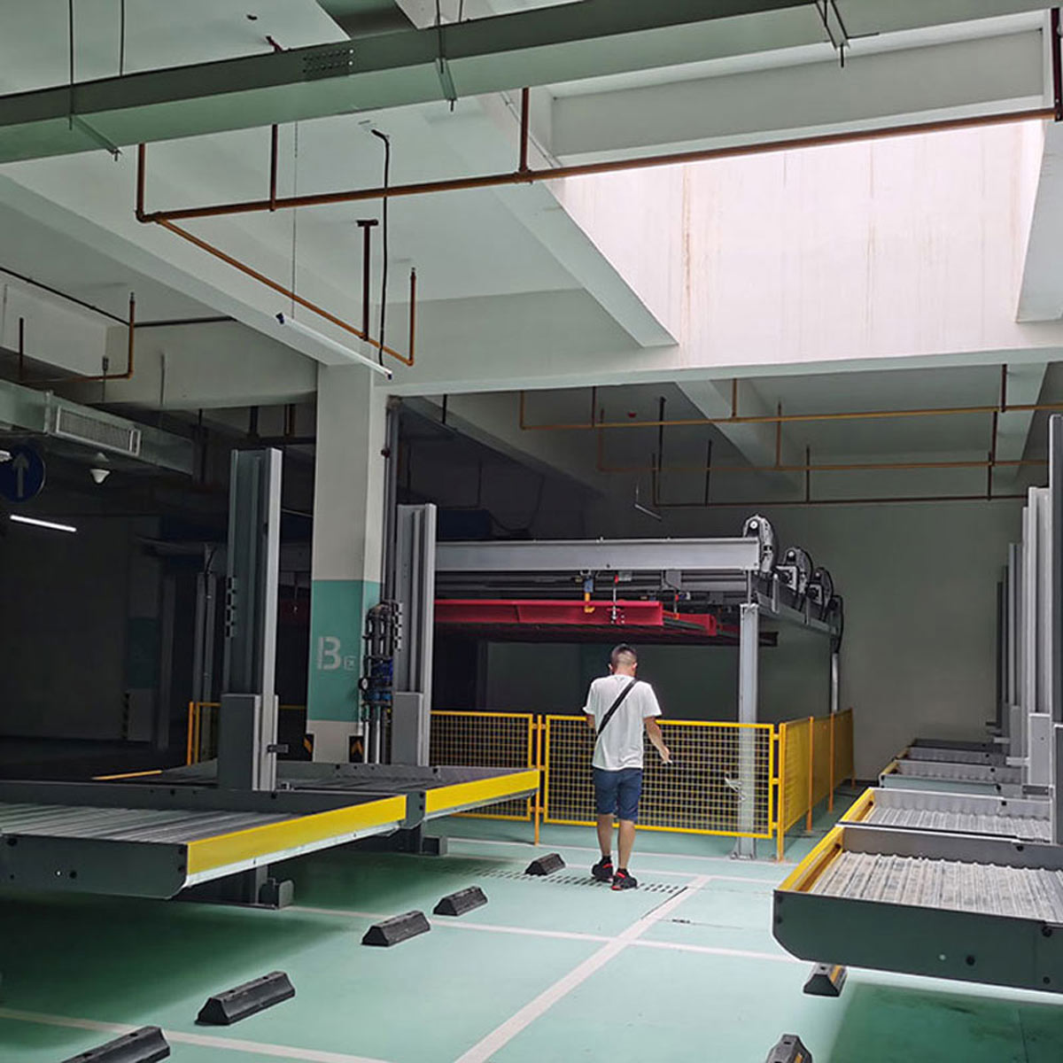 通渭兩柱立體停車設(shè)備拆除