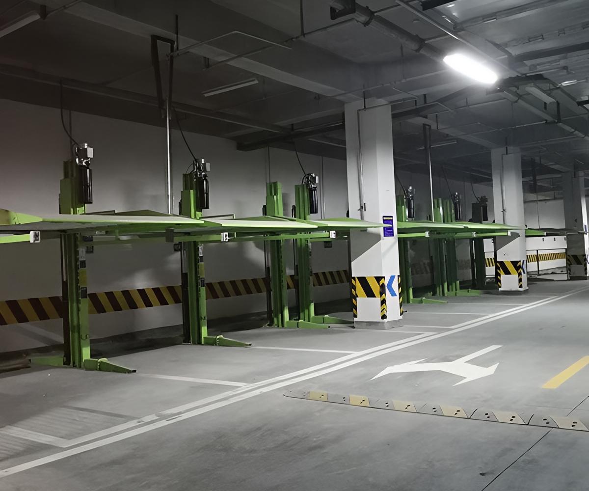 云龍立體車庫多功能機(jī)械車庫租賃